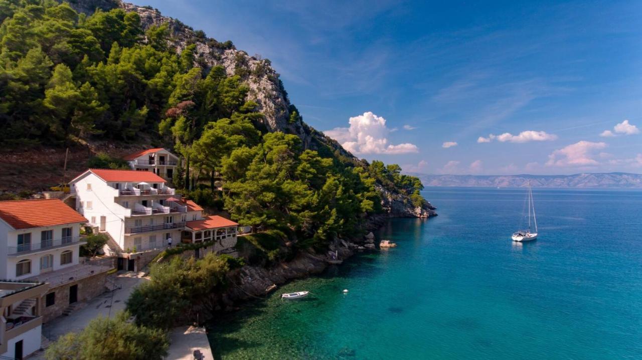 Villa Mateljan Zastražišće Eksteriør bilde